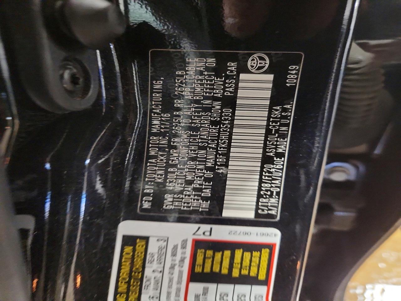 2017 TOYOTA CAMRY SE photo 23