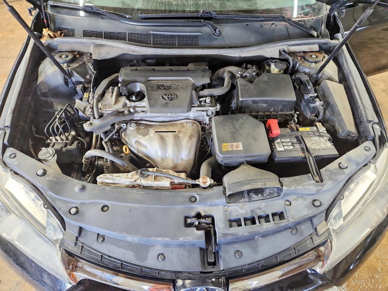 2017 TOYOTA CAMRY SE photo 21