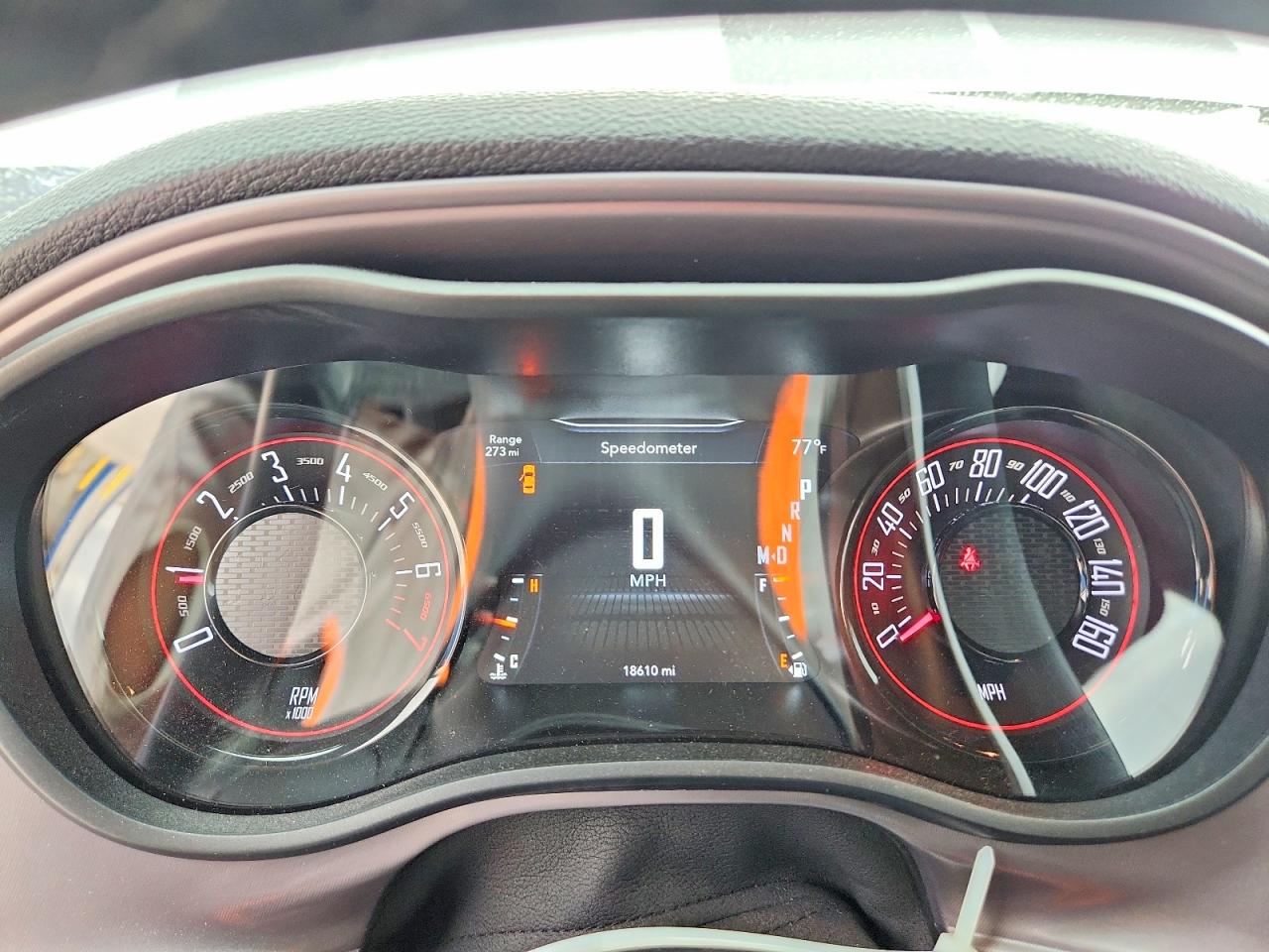 2023 DODGE CHALLENGER SXT photo 25