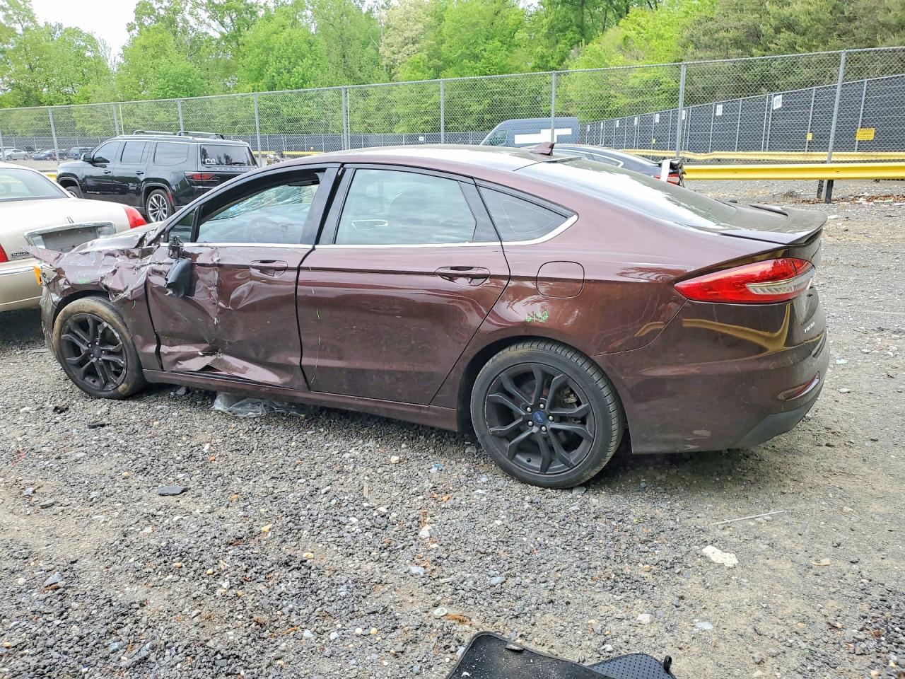 2019 FORD FUSION SE photo 4