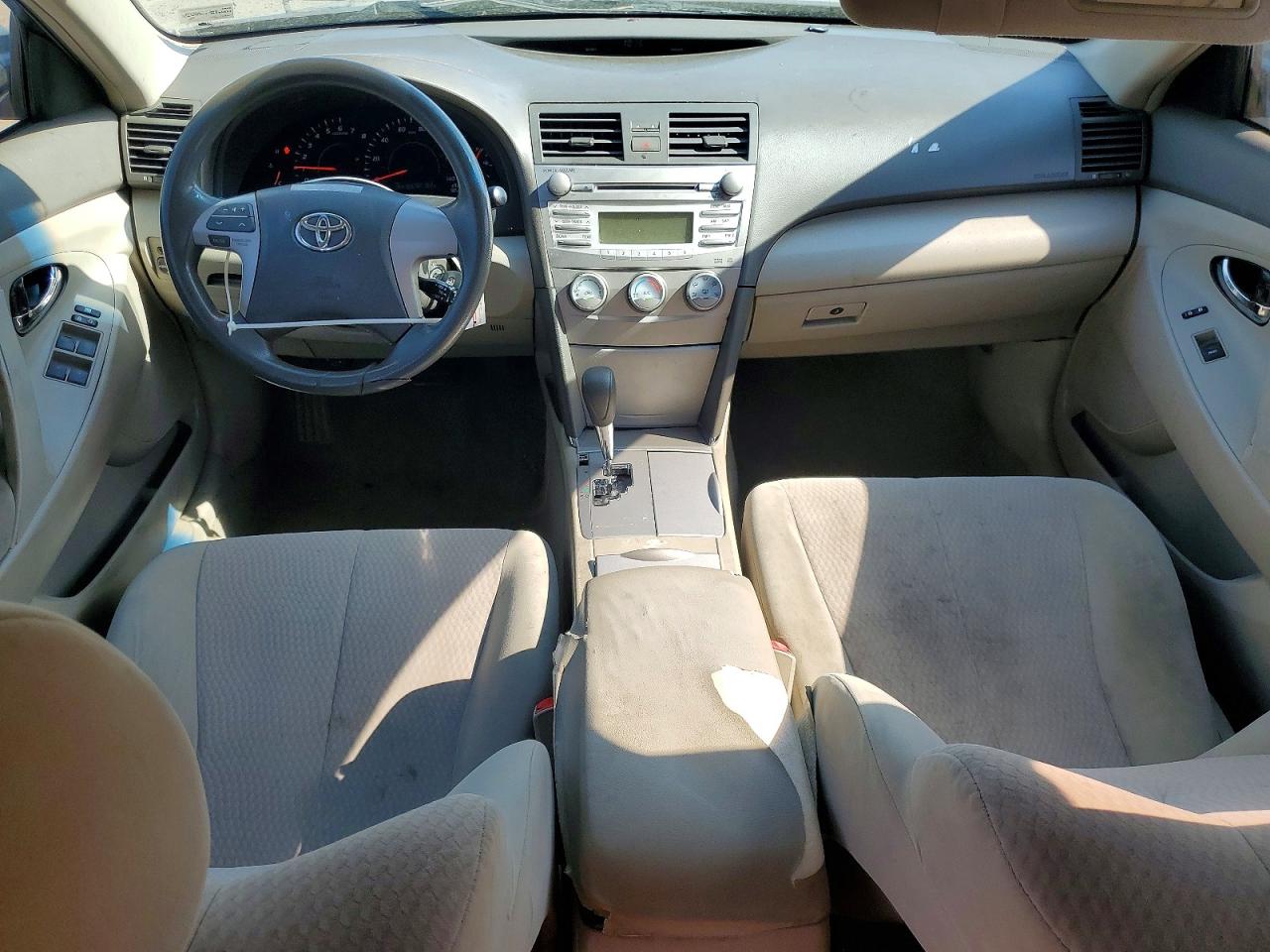 2011 TOYOTA CAMRY LE photo 15