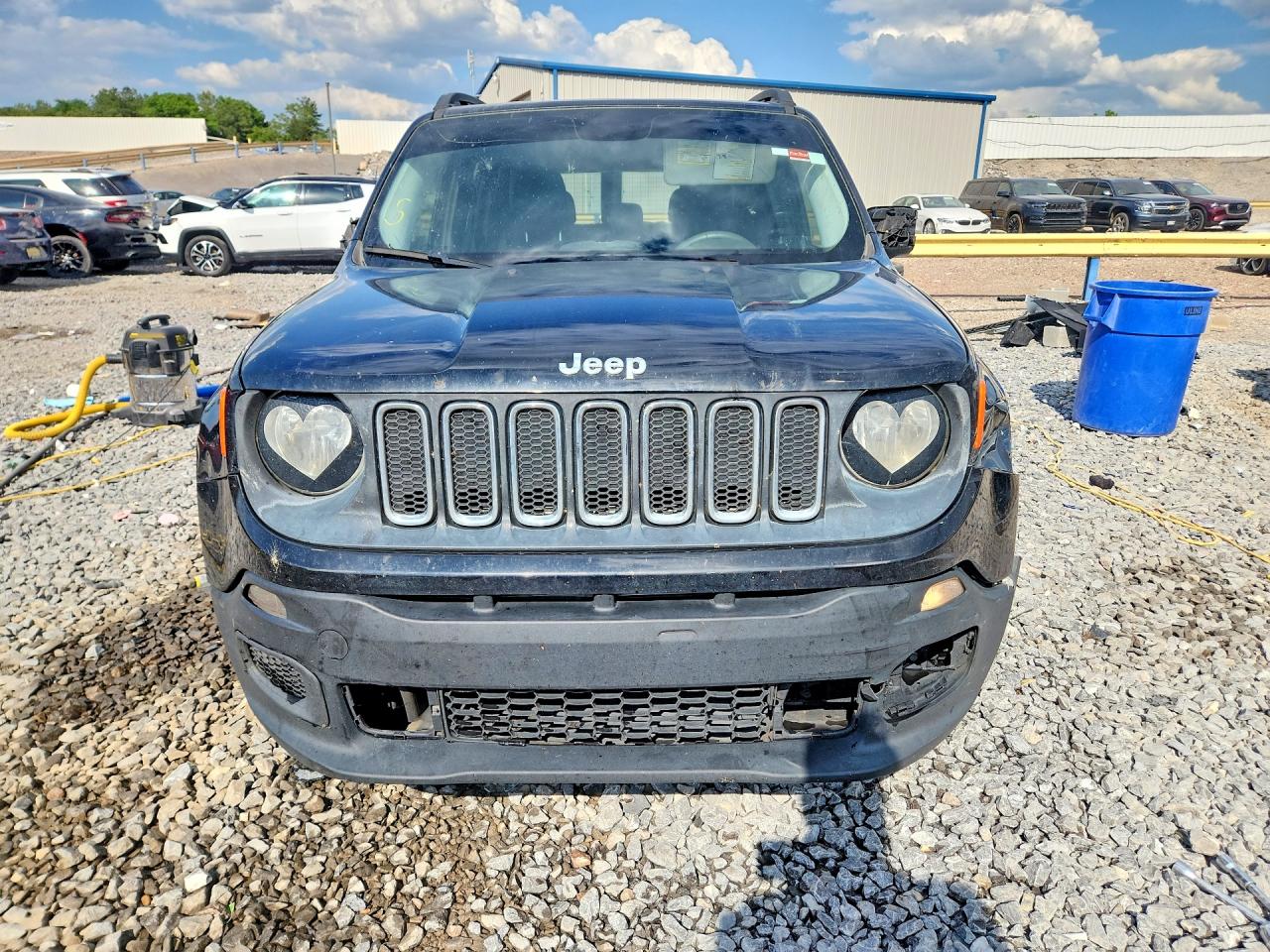 2017 JEEP RENEGADE SPORT photo 13