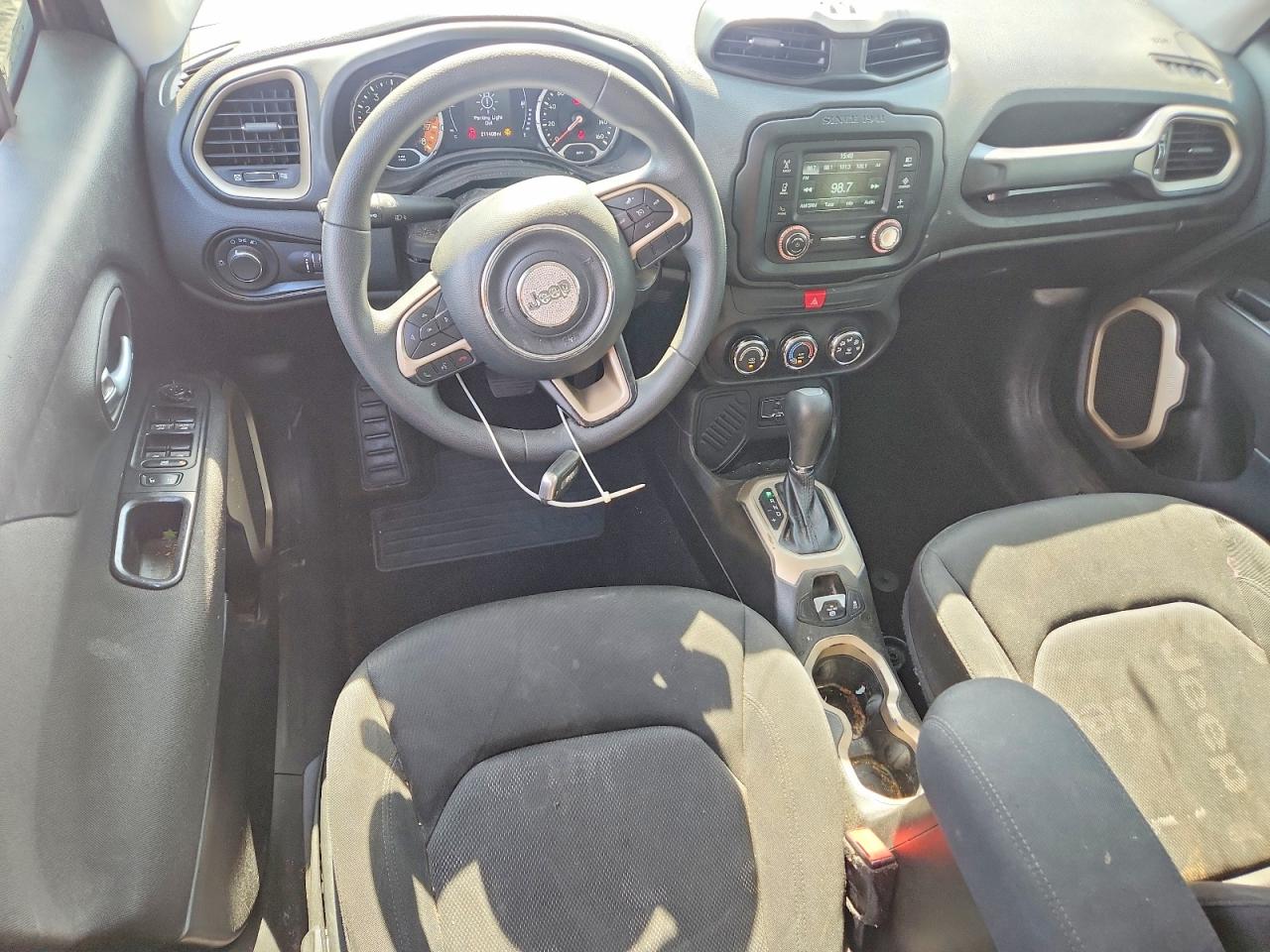 2017 JEEP RENEGADE SPORT photo 22