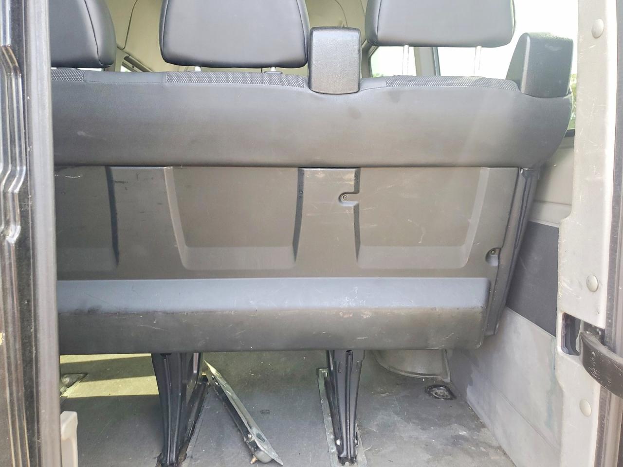 2015 MERCEDES-BENZ SPRINTER 2500 photo 28