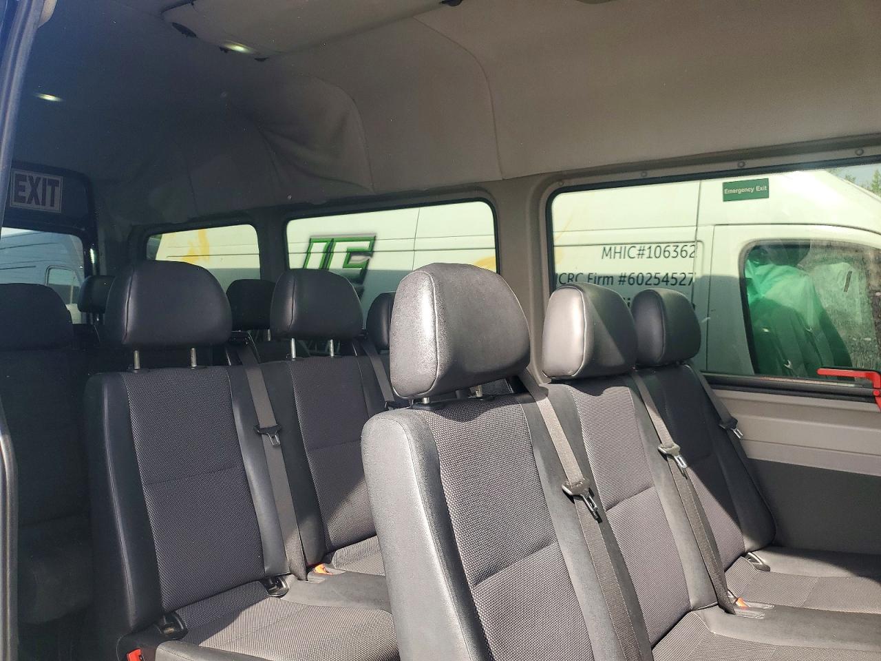 2015 MERCEDES-BENZ SPRINTER 2500 photo 31