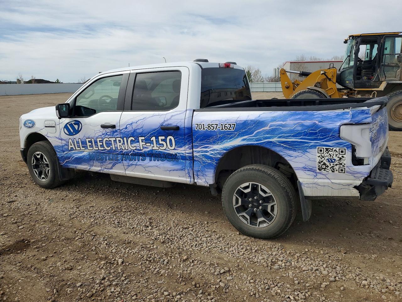 2023 FORD F150 LIGHTNING PRO photo 3