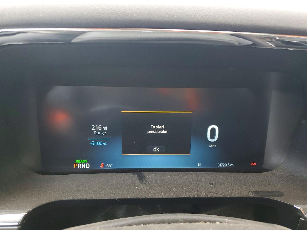 2023 FORD F150 LIGHTNING PRO photo 17