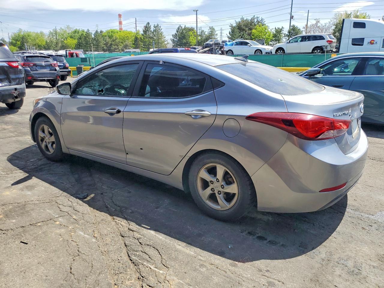 2015 HYUNDAI ELANTRA SE photo 3