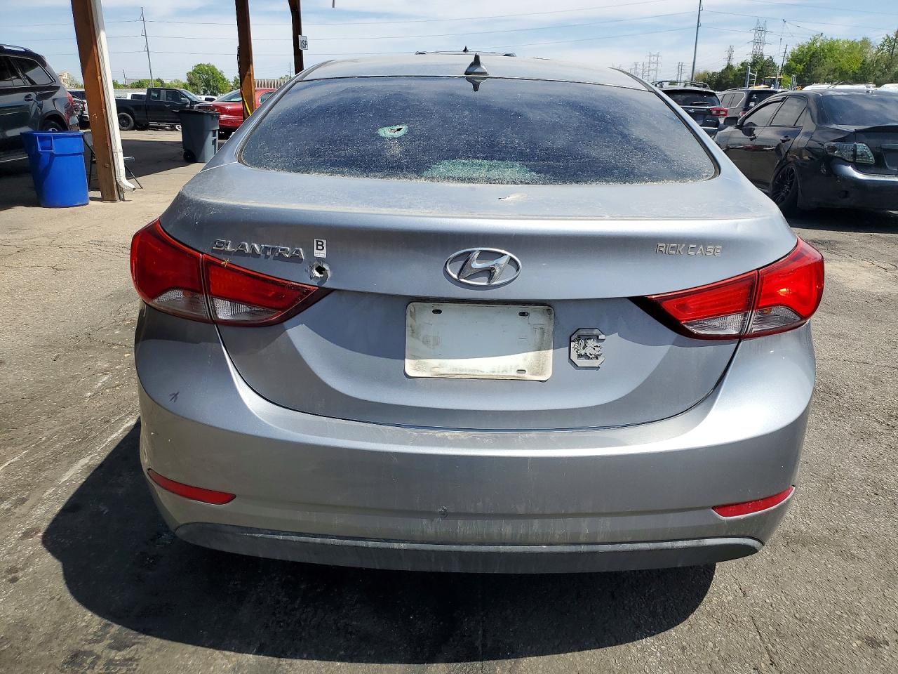 2015 HYUNDAI ELANTRA SE photo 11