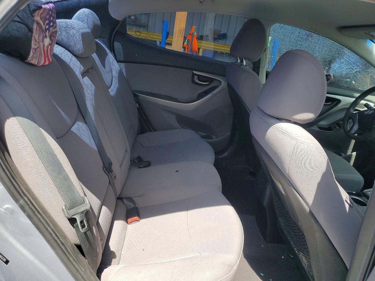 2015 HYUNDAI ELANTRA SE photo 19