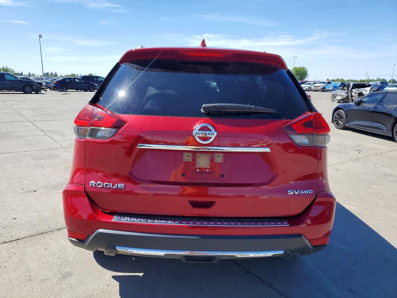 2017 NISSAN ROGUE SV photo 6