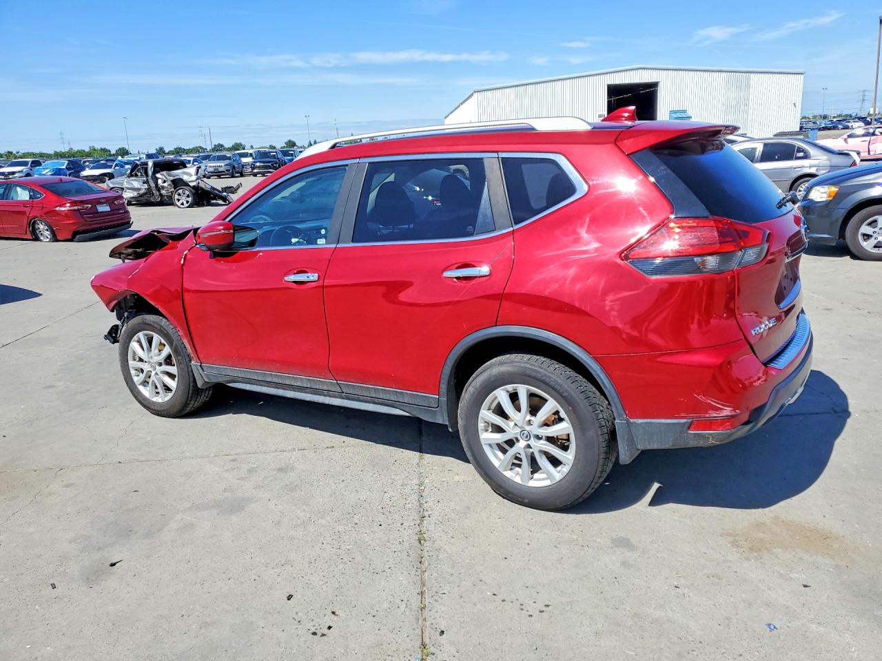 2017 NISSAN ROGUE SV photo 2