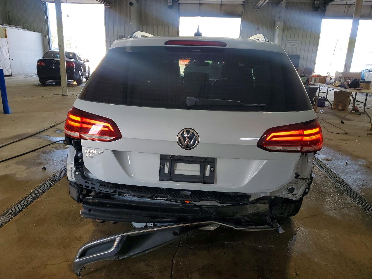 2019 VOLKSWAGEN GOLF SPORTWAGEN S photo 11