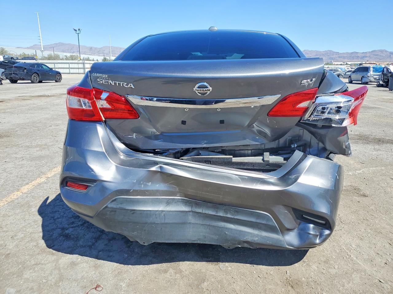 2016 NISSAN SENTRA SV photo 6