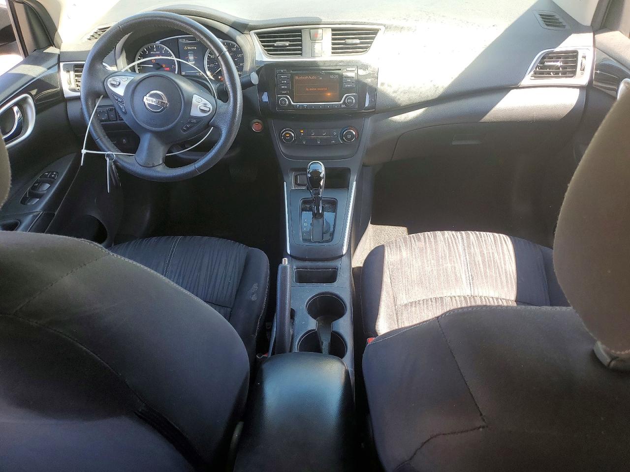 2016 NISSAN SENTRA SV photo 8