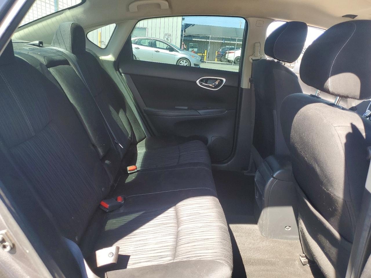 2016 NISSAN SENTRA SV photo 10