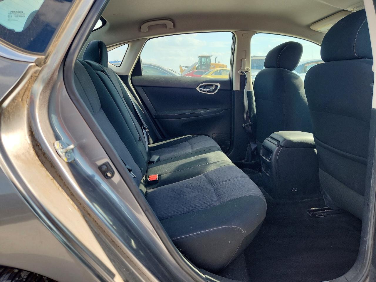 2015 NISSAN SENTRA SV photo 28