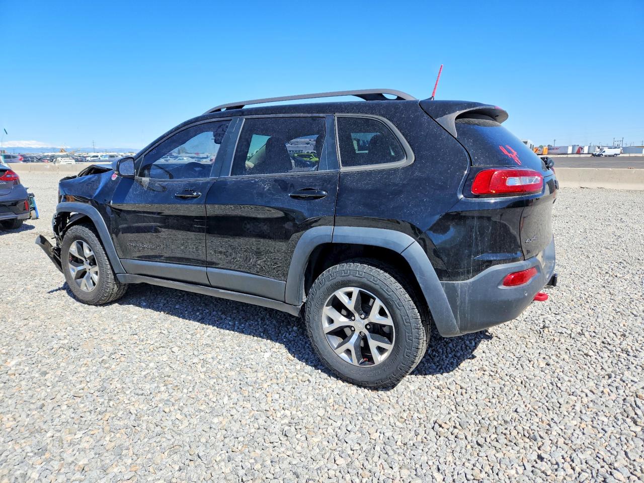 2017 JEEP CHEROKEE TRAILHAWK photo 3