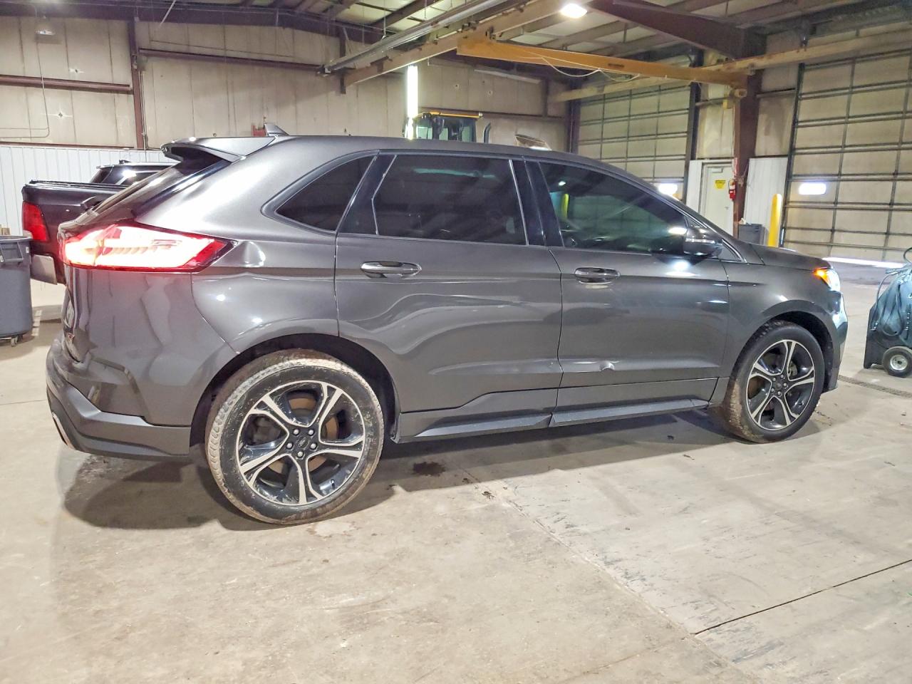 2019 FORD EDGE ST photo 5