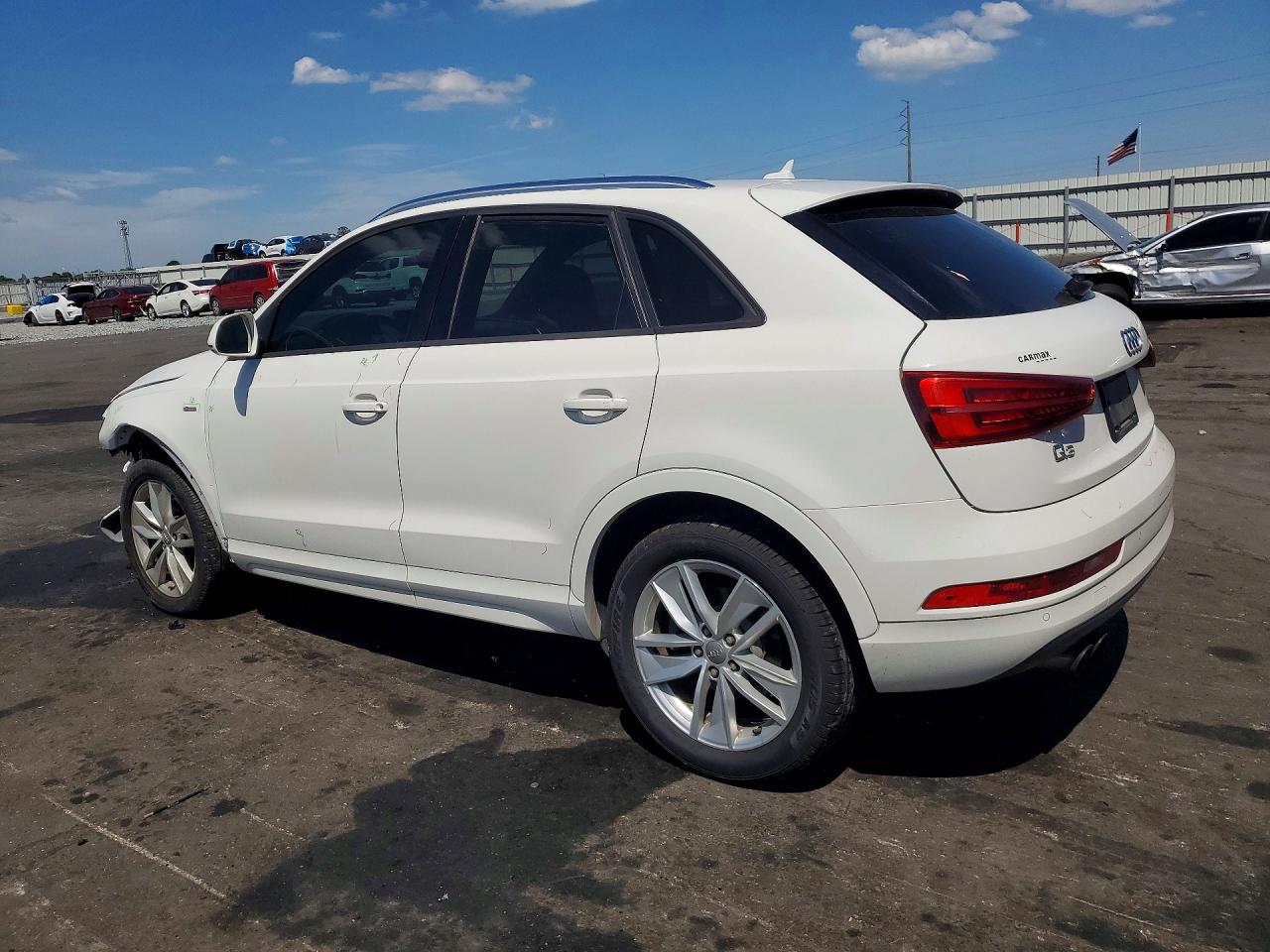 2018 AUDI Q3 PREMIUM photo 3