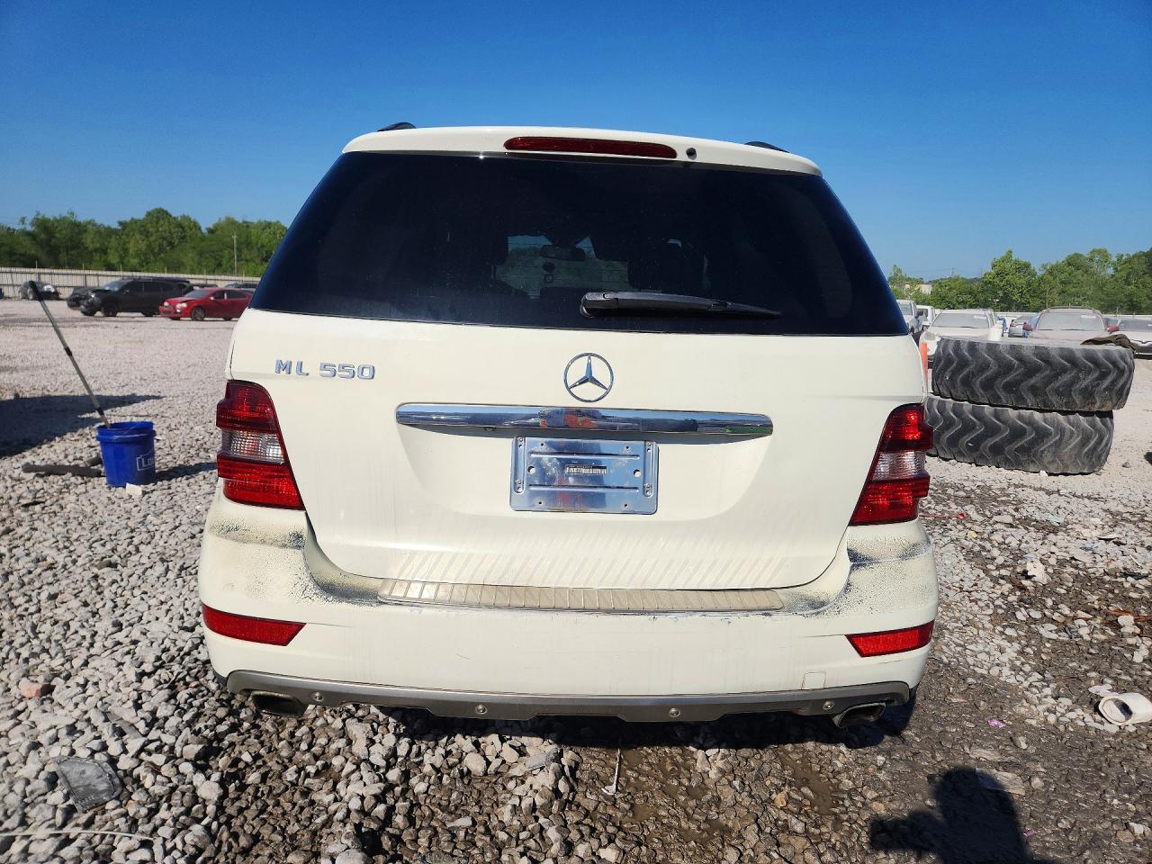 2011 MERCEDES-BENZ ML 350 photo 11