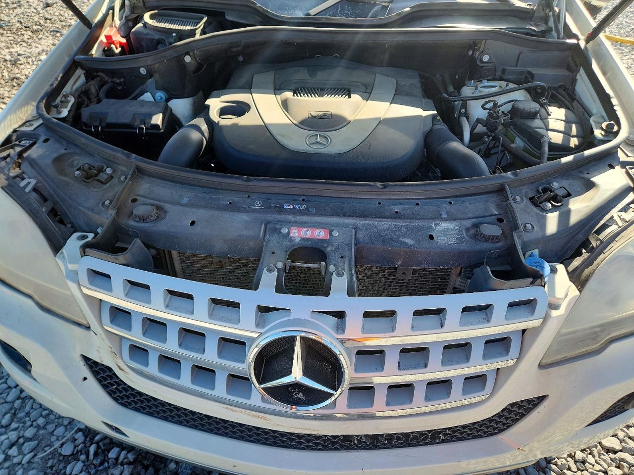 2011 MERCEDES-BENZ ML 350 photo 23
