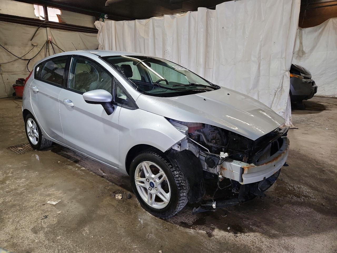 2019 FORD FIESTA SE photo 10