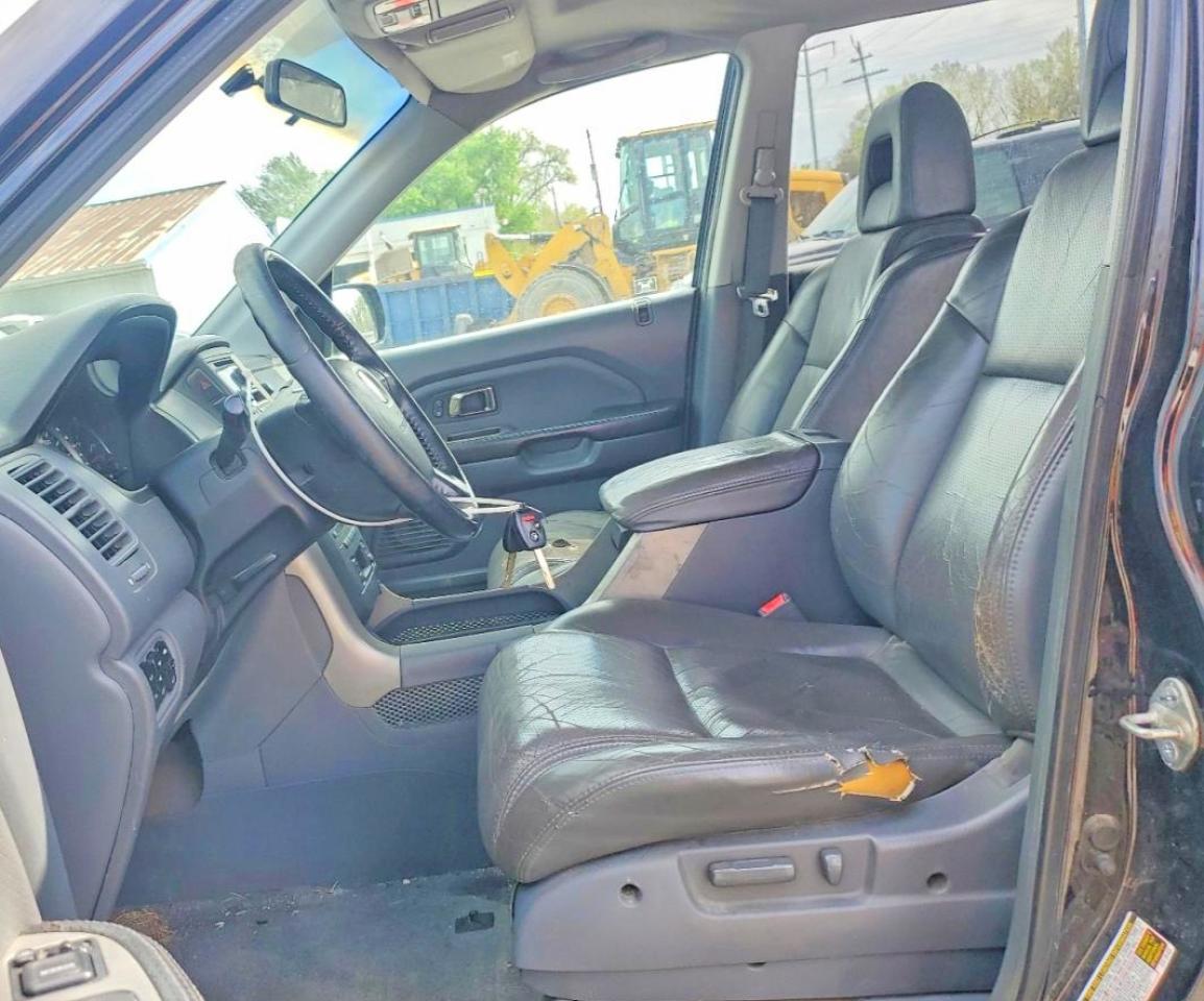 2005 HONDA PILOT EXL photo 13