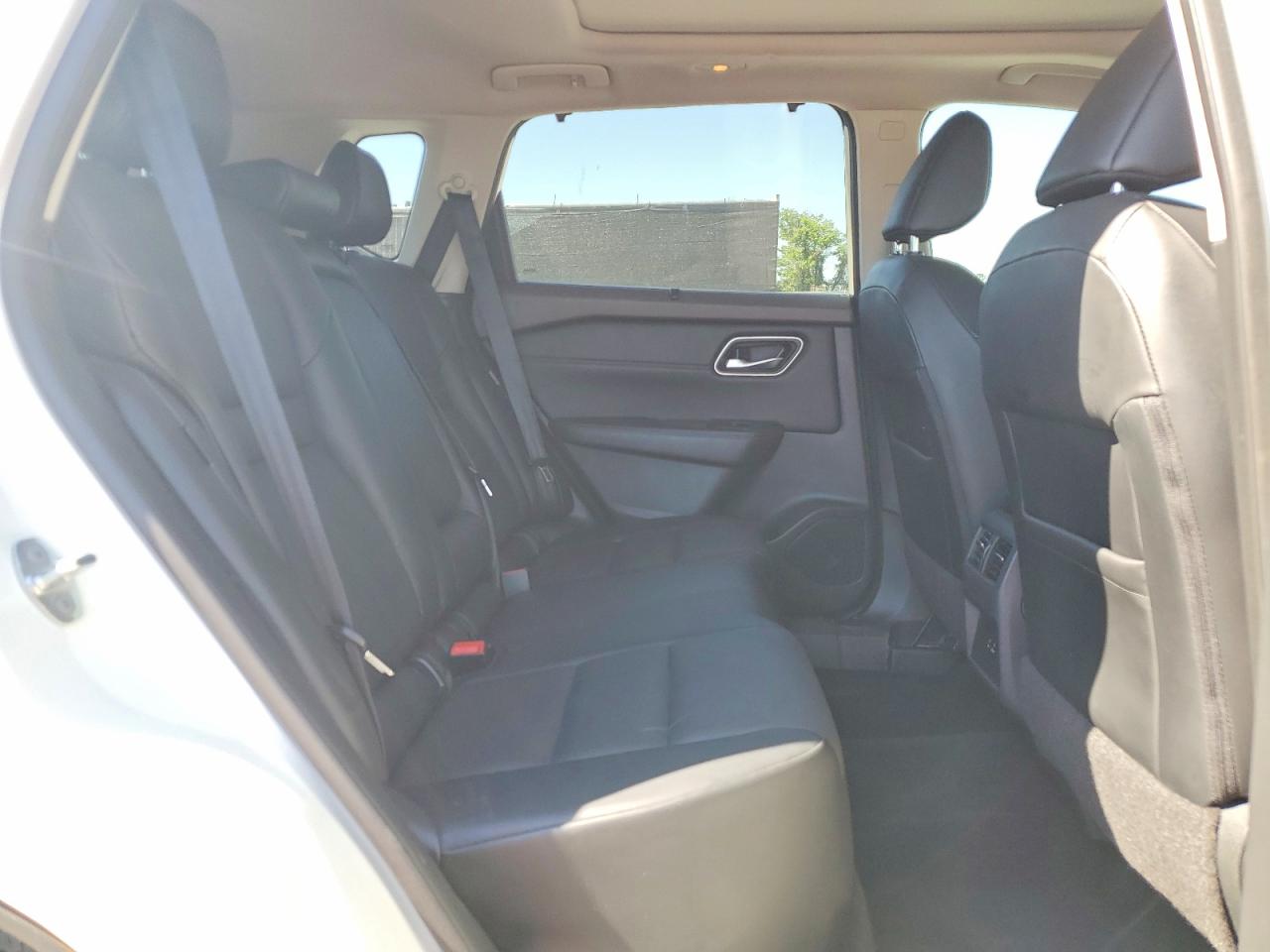 2021 NISSAN ROGUE SV photo 31