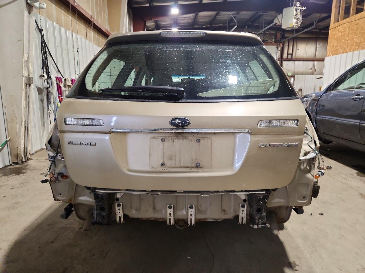 2008 SUBARU OUTBACK photo 11
