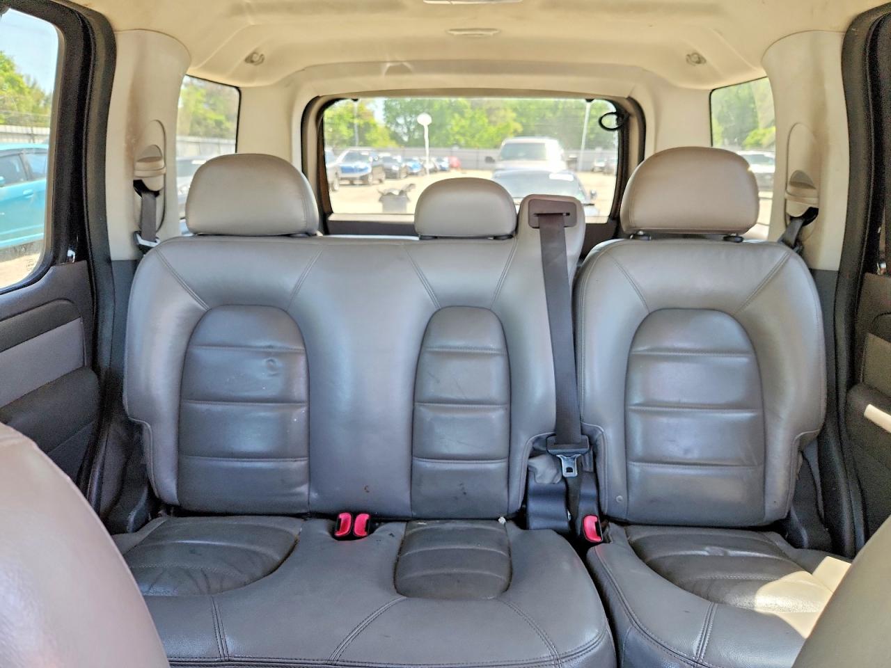2004 FORD EXPLORER XLT photo 28