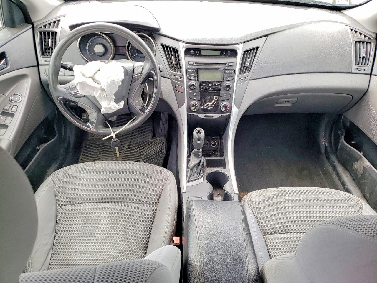 2013 HYUNDAI SONATA GLS photo 15