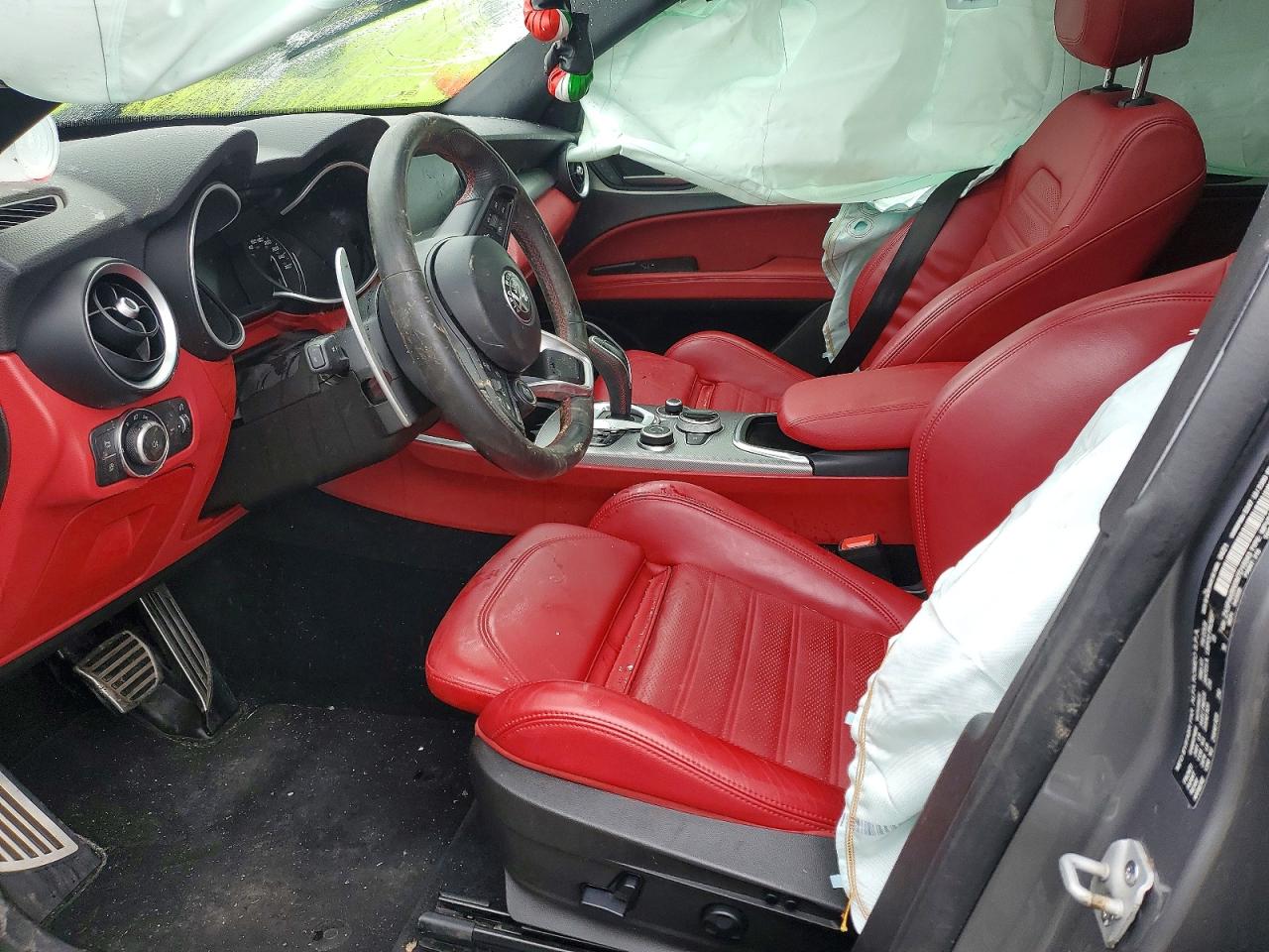 2021 ALFA ROMEO STELVIO TI photo 19