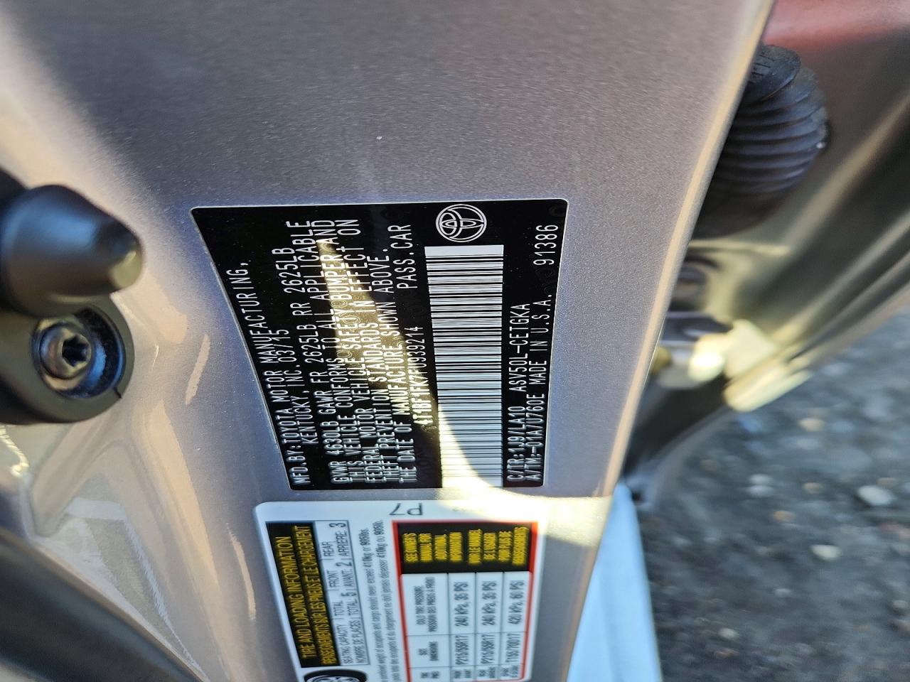 2015 TOYOTA CAMRY XLE photo 12