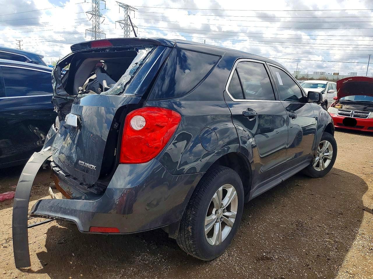 2013 CHEVROLET EQUINOX LS photo 3
