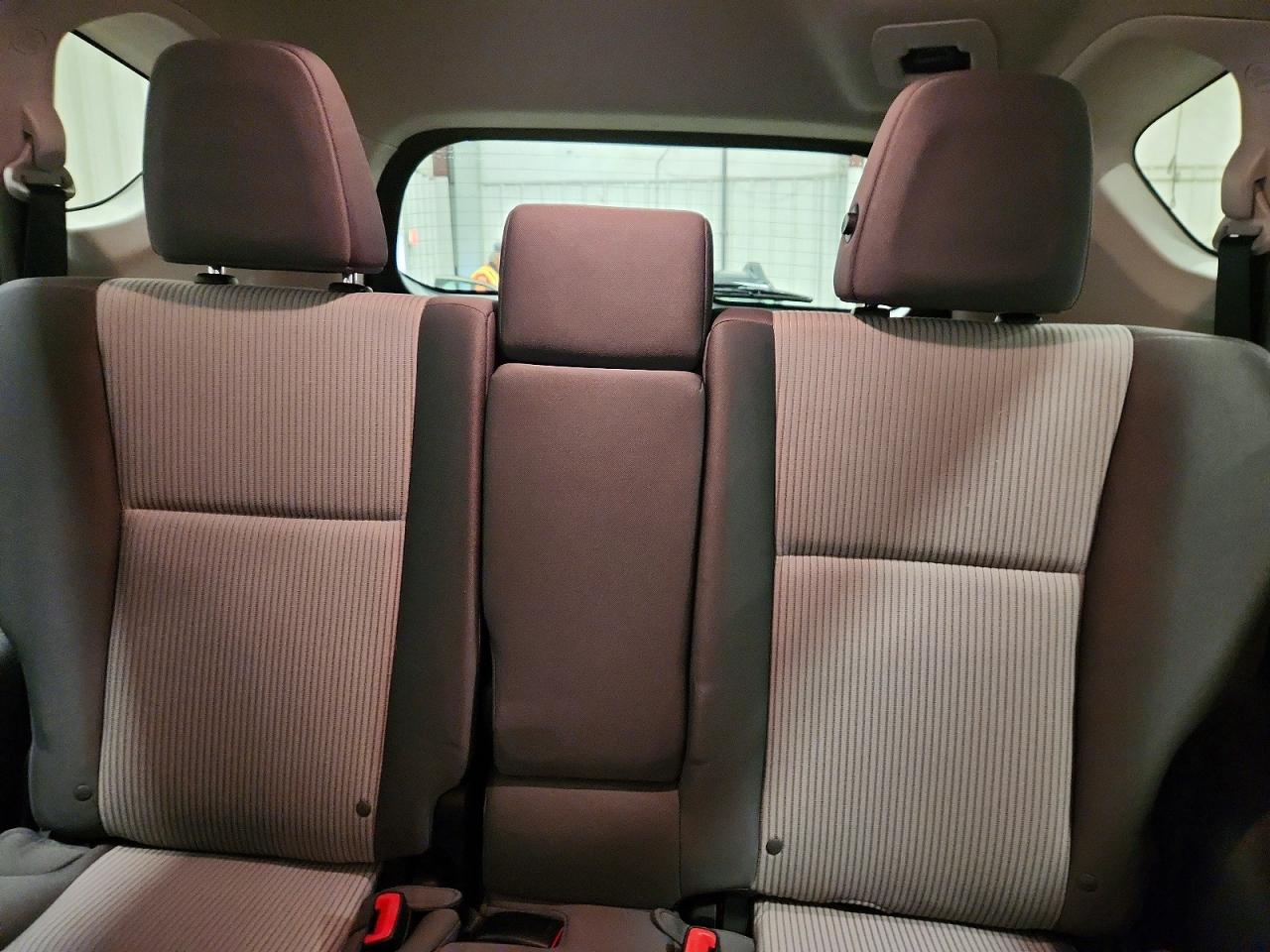 2015 TOYOTA RAV4 LE photo 19