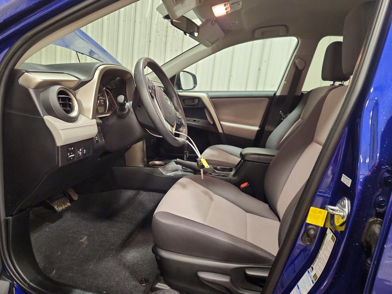 2015 TOYOTA RAV4 LE photo 13