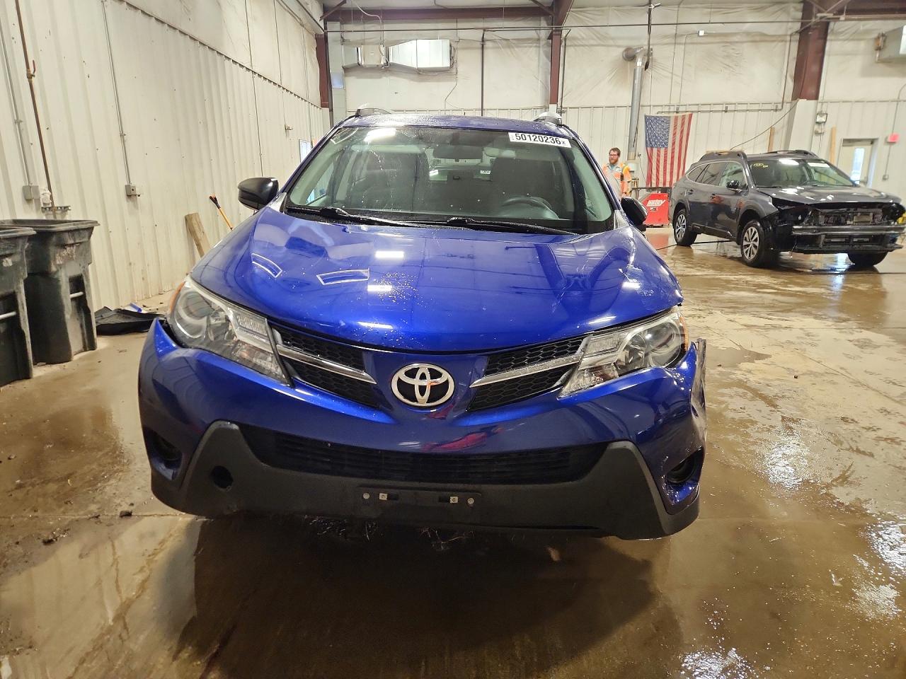 2015 TOYOTA RAV4 LE photo 9