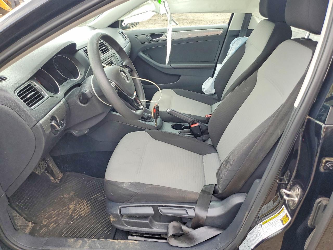2017 VOLKSWAGEN JETTA S photo 19