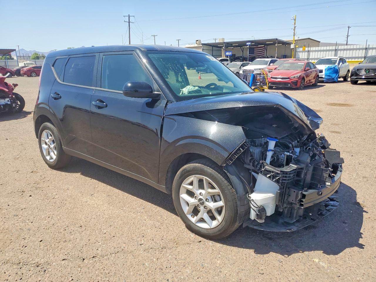 2025 KIA SOUL LX photo 4