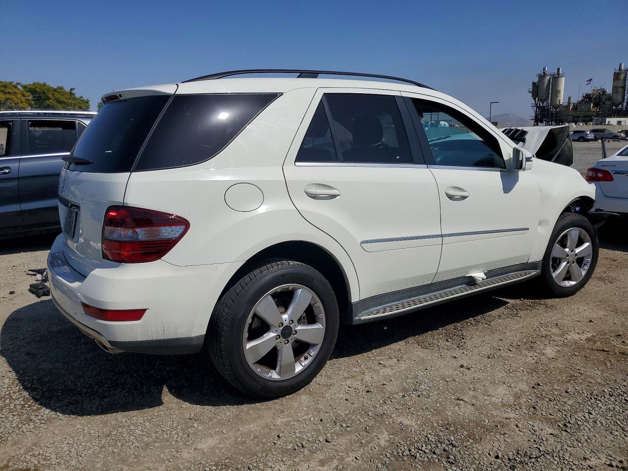 2011 MERCEDES-BENZ ML 350 photo 7