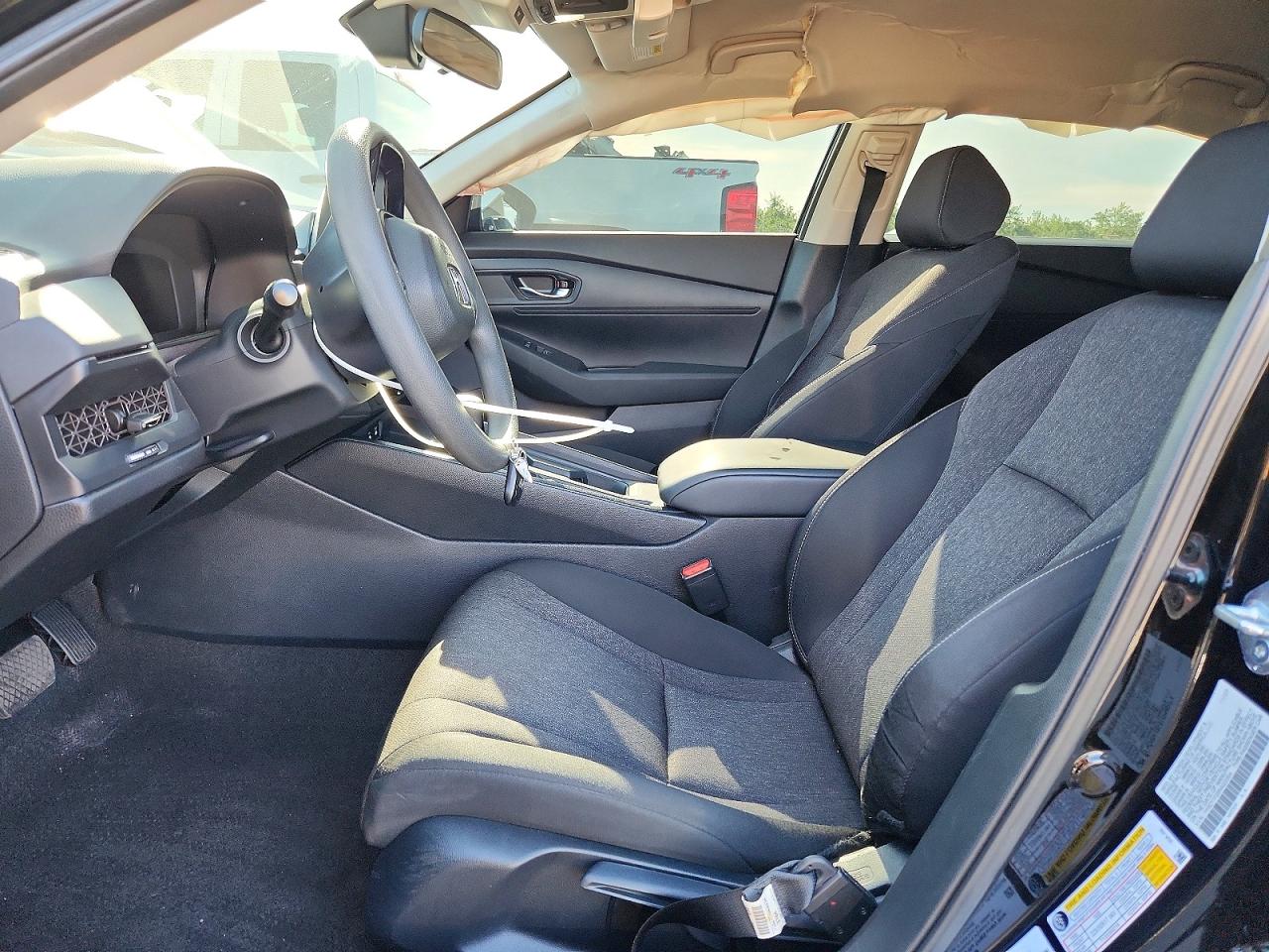 2024 HONDA ACCORD LX photo 7