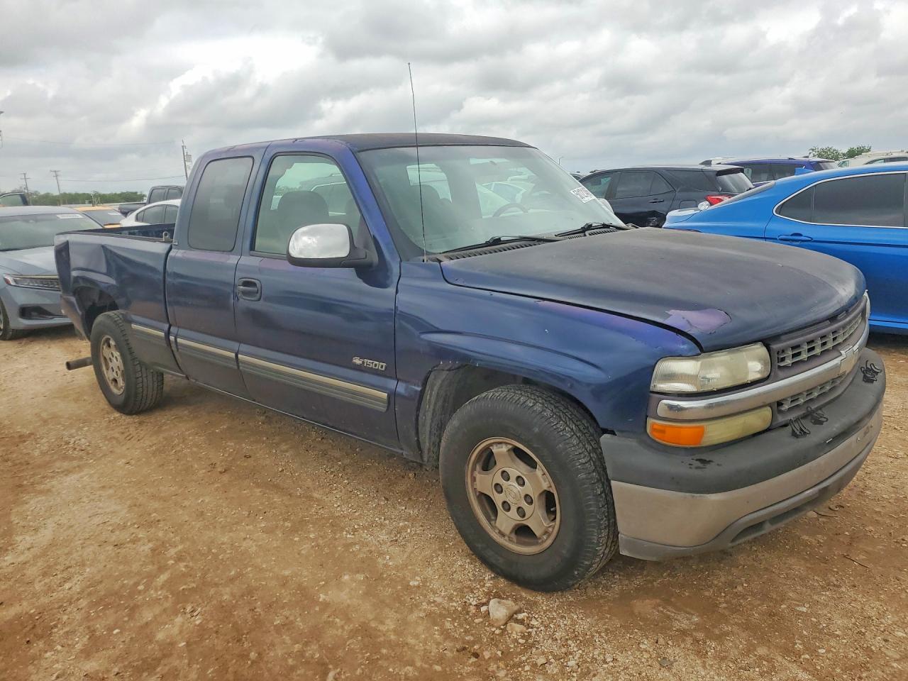 2002 CHEVROLET SILVERADO C1500 photo 7