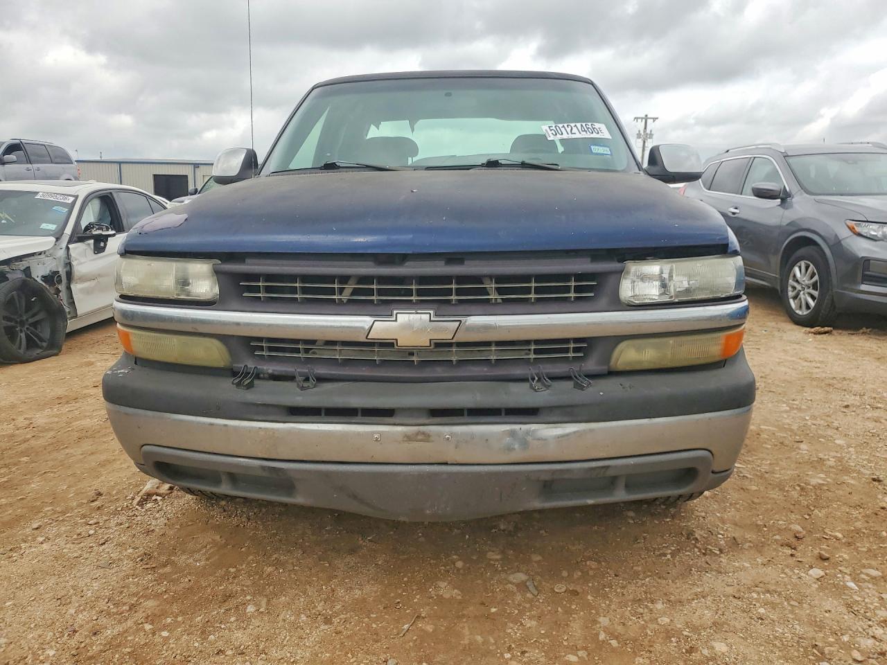 2002 CHEVROLET SILVERADO C1500 photo 9