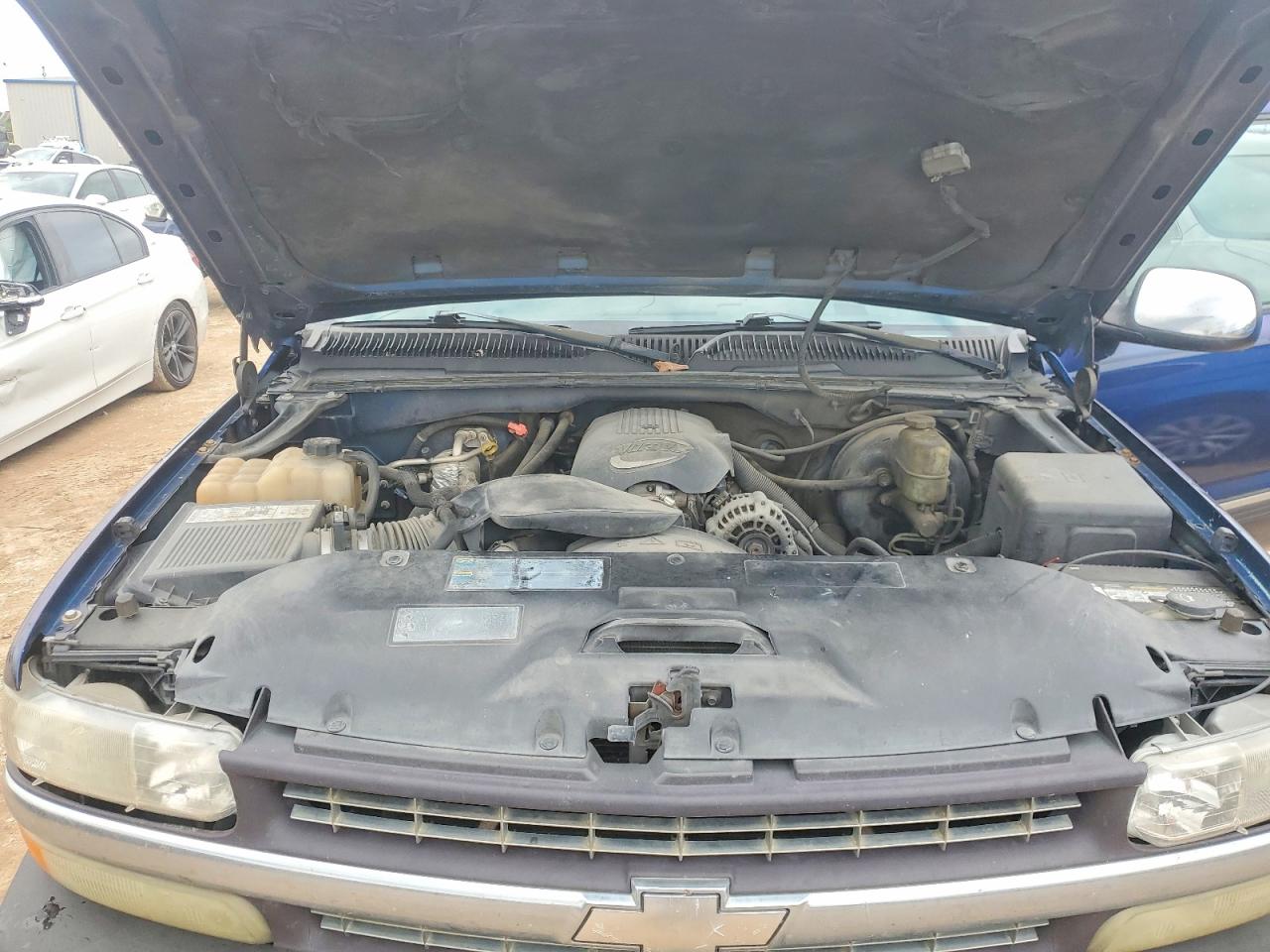 2002 CHEVROLET SILVERADO C1500 photo 21