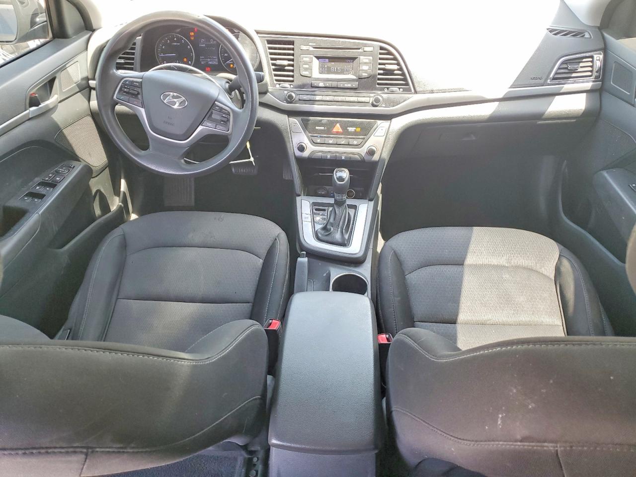 2018 HYUNDAI ELANTRA SE photo 15