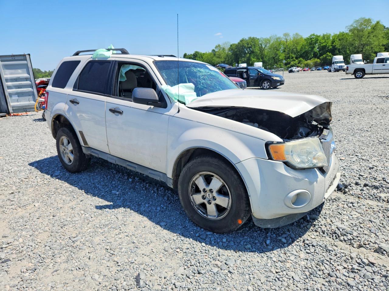 2011 FORD ESCAPE XLT photo 7