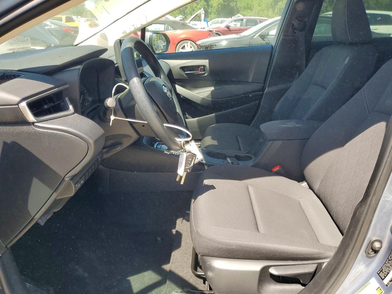 2024 TOYOTA COROLLA LE photo 13