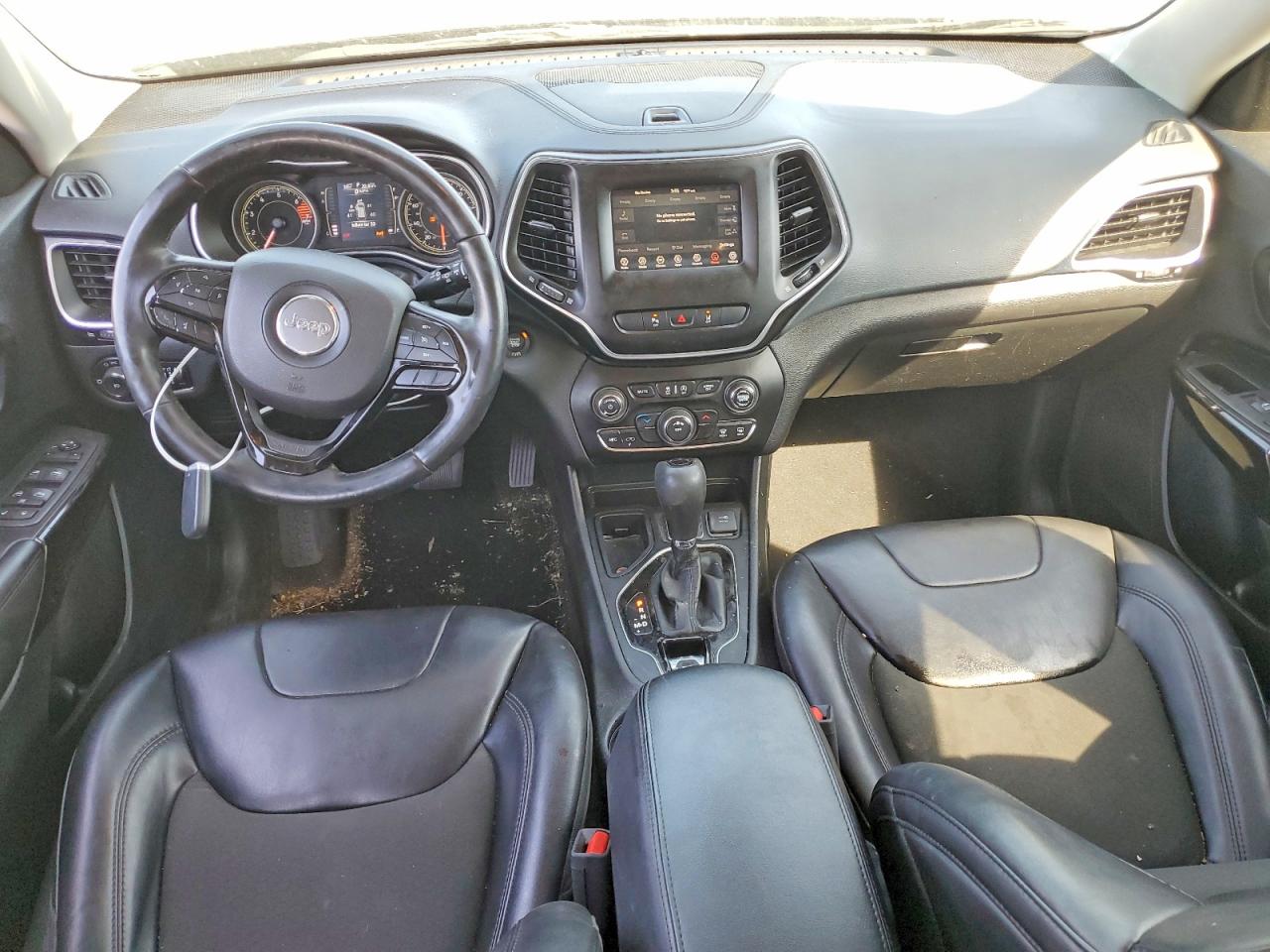 2021 JEEP CHEROKEE LATITUDE PLUS photo 15