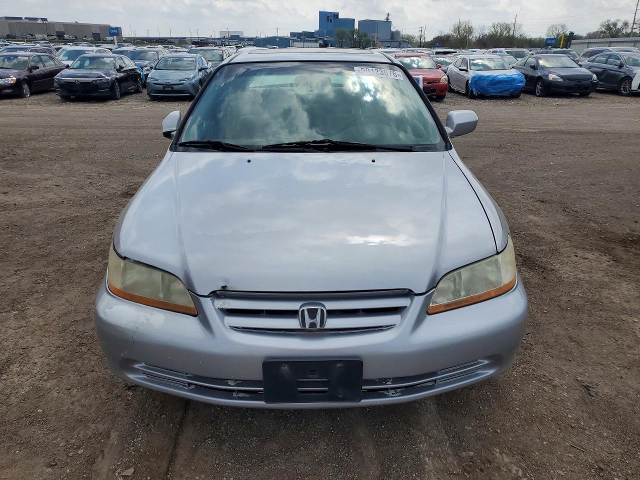 2002 HONDA ACCORD photo 9
